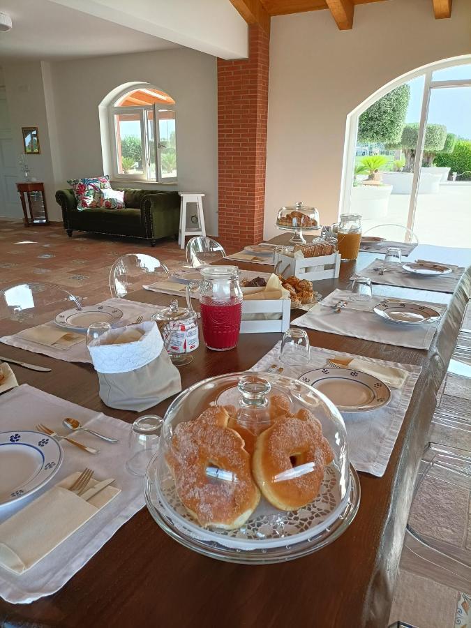 לינה וארוחת בוקר פסטום La Ricarda Dimora Di Campagna מראה חיצוני תמונה